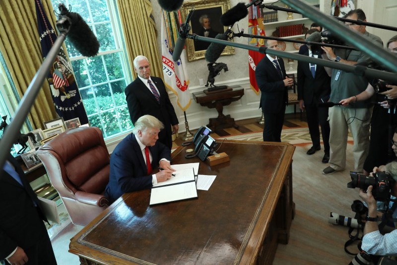 Donald Trump, Iran, diplomacy, sanctions, Middle East