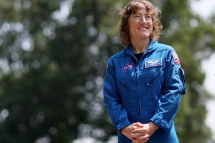 Artemis II, Moon mission, space exploration