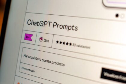 a close up of a computer screen with the word chat on it