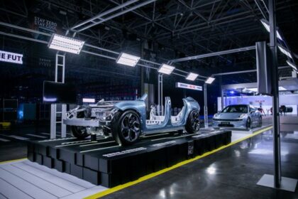 electric vehicle battery, Geely, 1000 km range, one million km lifespan, automotive technology
